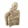Beeld Koppel Knuffelen H26cm - marmer - beige