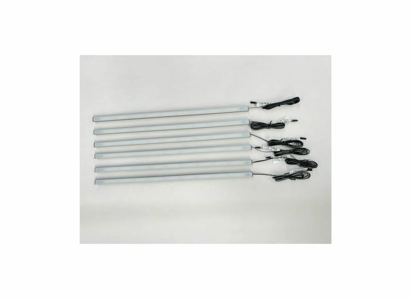 LED verlichting Valencia met 2 glasdeuren of 4-deurs