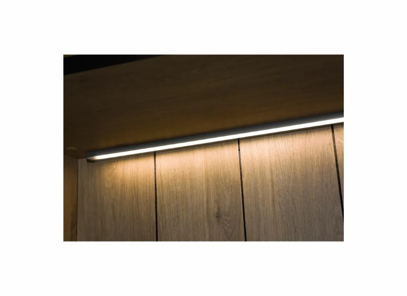 LED verlichting Valencia met 2 glasdeuren of 4-deurs