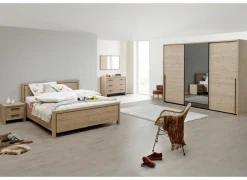 Slaapkamer met bed 160x200cm - kleerkast 283cm - commode 110cm en 2 nachtkastjes