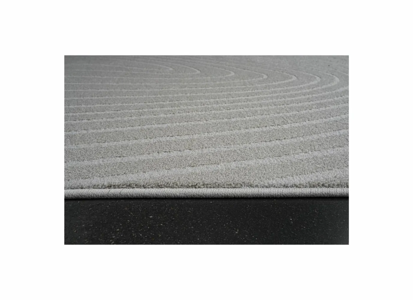 Tapijt Trevos 133x195cm - polyestervezel - beige & wit